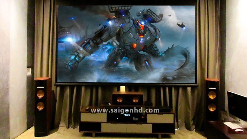 Phong-chieu-phim-gia-dinh-optoma-hd83-biet-thu-Him-Lam-Q2-31