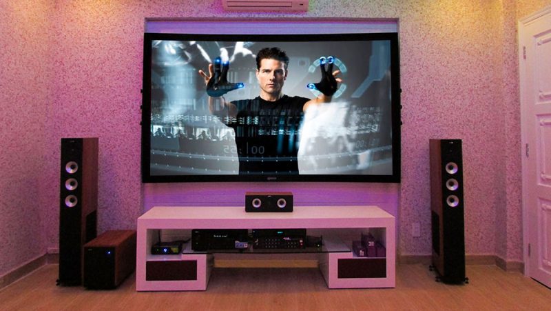 Phong-giai-tri-gia-dinh-BenQ-W1070-quan-Binh-Thanh-21