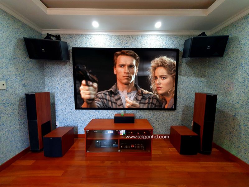 Phong chieu phim gia dinh 01