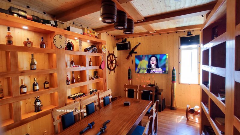 Phong Karaoke phong cach doc la voi JBL Pasion 01