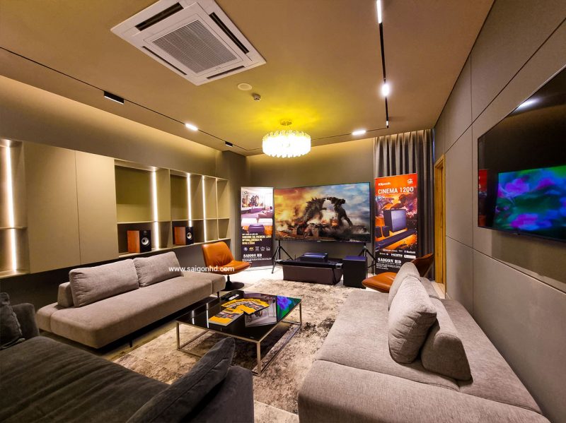 Trien lam am thanh Novaland Galerry 01