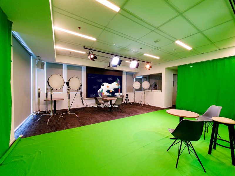 He thong trinh chieu sieu gan Samsung Smart 4K The Premiere LSP7T 01