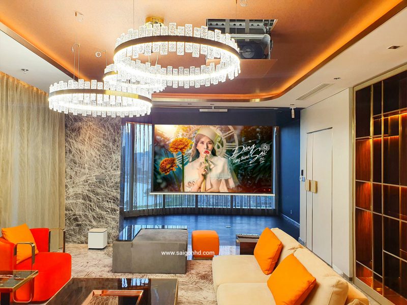 Phong phim gia dinh gia voi Bose LifeStyle 650 01