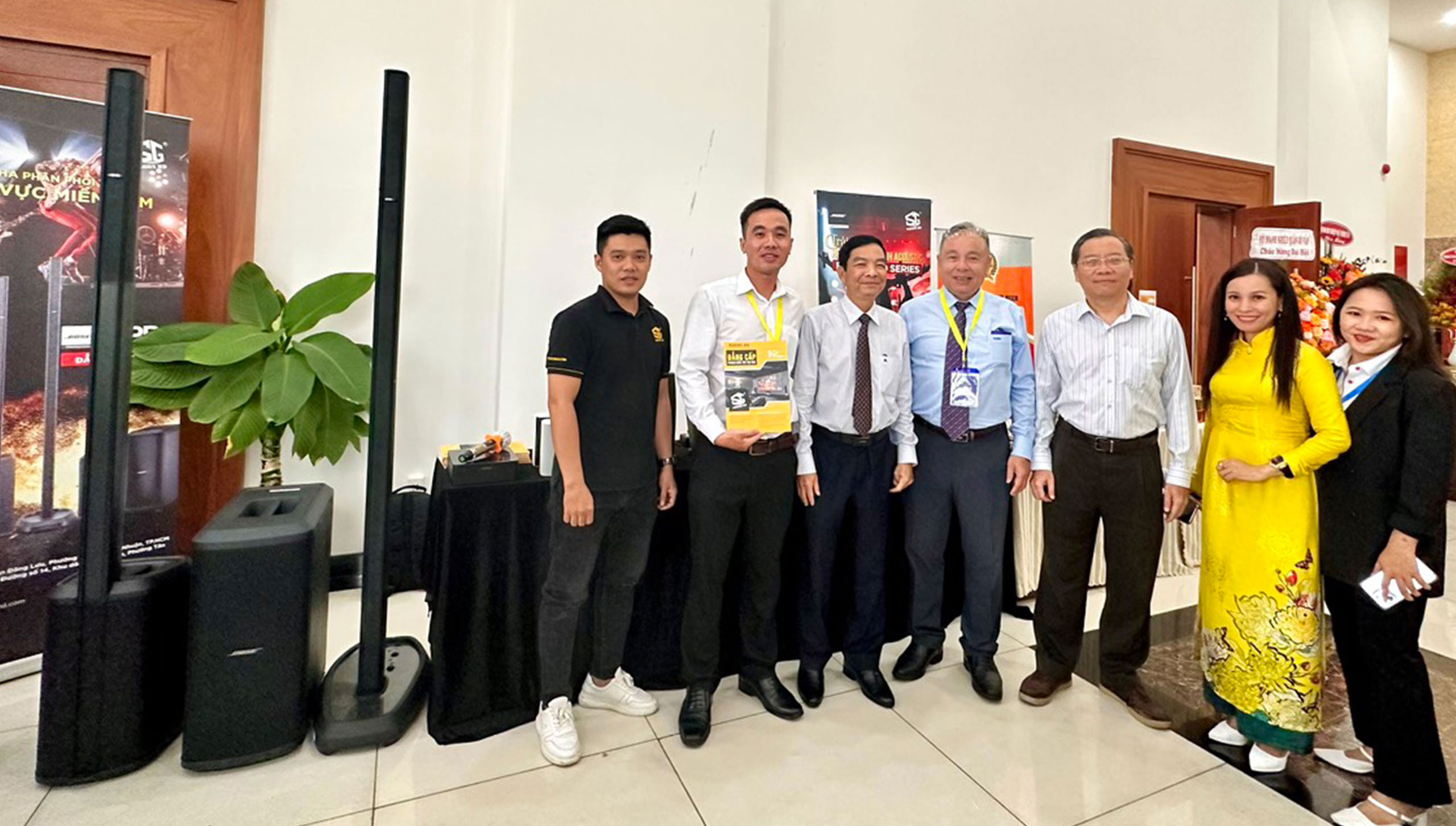 CEO SAIGON HD vinh du duoc bau vao Pho Ban Chap Hanh Hoi Doanh nghiep Quan Phu Nhuan Nhiem ky IV 139