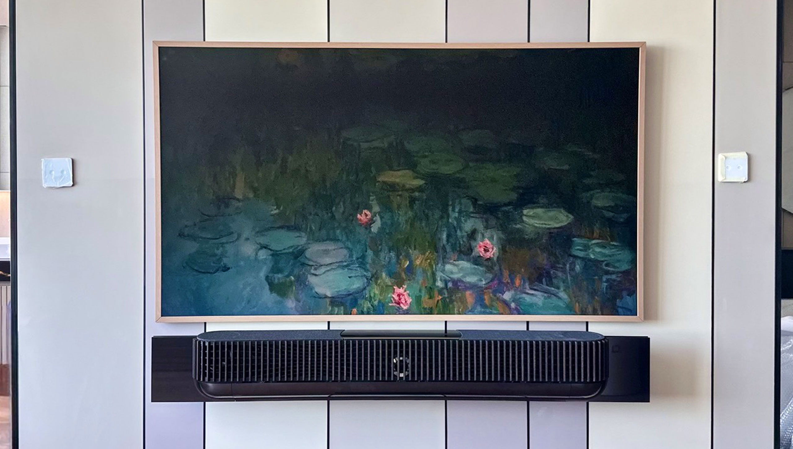 Loa Soundbar cao cap Bang N Olufsen Beosound Theatre 65 43