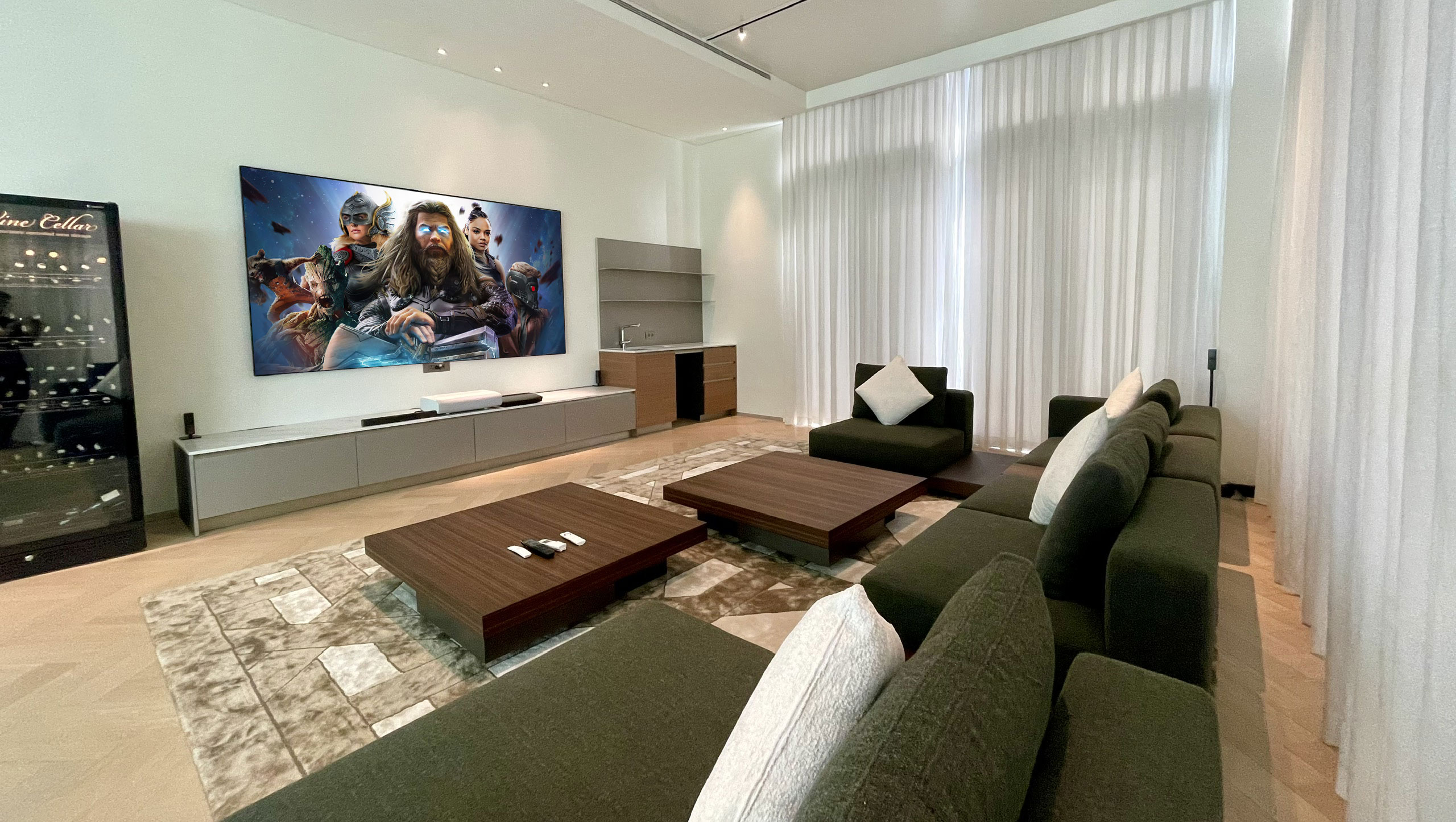 Phong phim gia dinh sang trong voi Bose LifeStyle 650 va may chieu sieu gan 4K Samsung The Premiere LSP9T 31