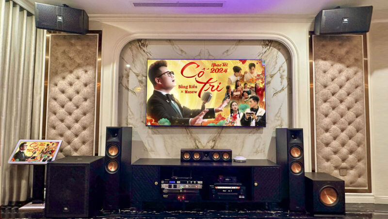 Phong giai tri gia dinh da nang phong cach hien dai voi phoi ghep Klipsch - Denon va JBL 49