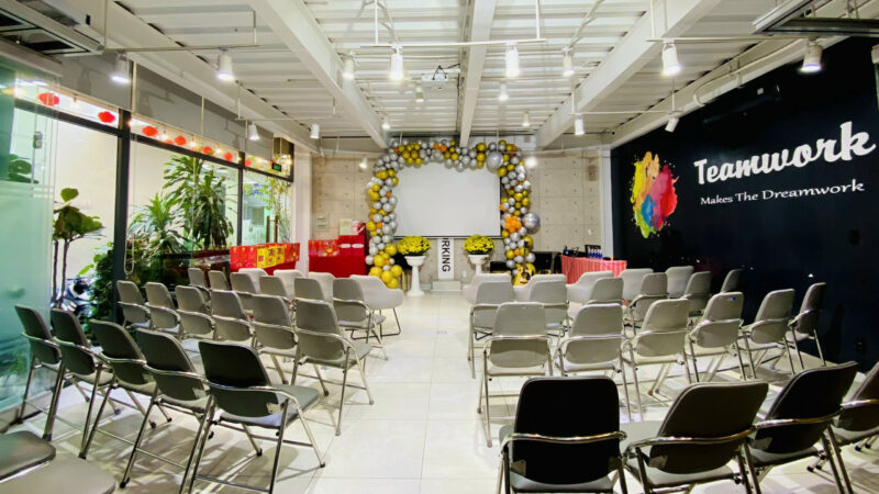 He thong am thanh phong hop phoi ghep giua mixer Yamaha va loa JBL 11