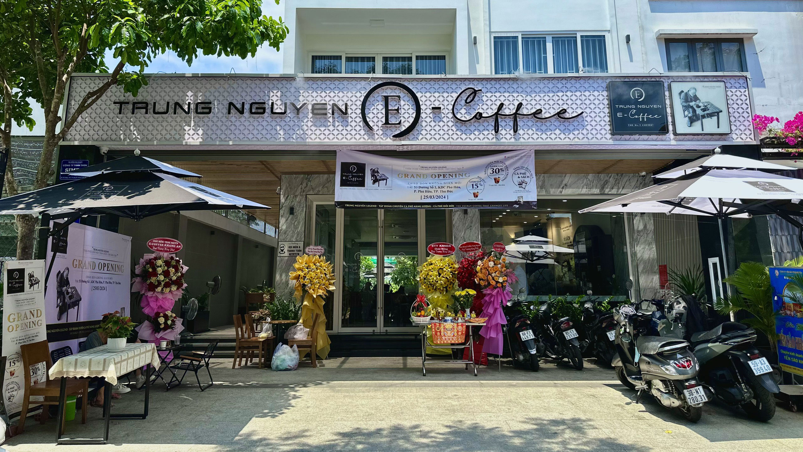 He thong am thanh nhac nen qua cafe voi thuong hieu Bose 59