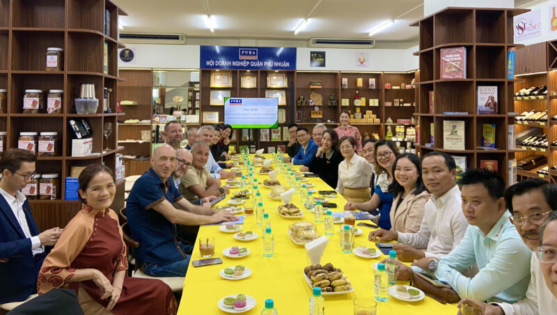 Ho tro am thanh giao thuong giua PNBA va Doan Doanh nghiep Marseille Bouches-du-Rhone 23