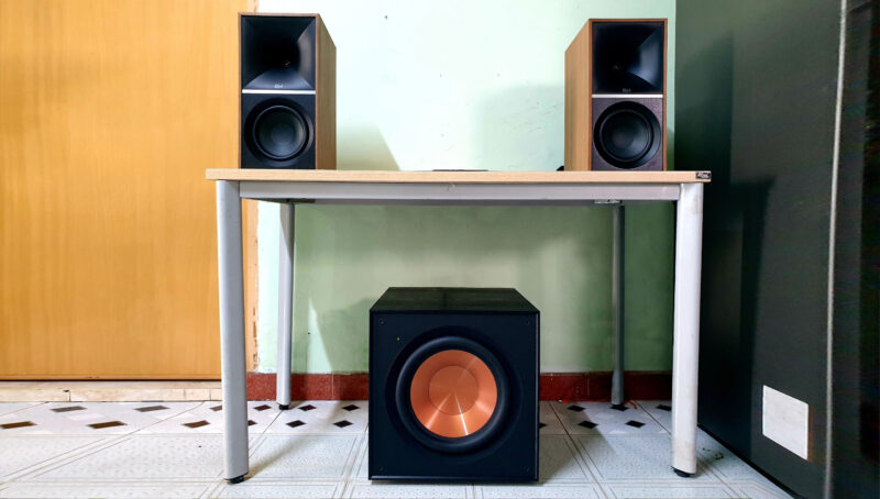 Dan am thanh nghe nhac 2.1 Klipsch The Sevens - Klipsch R 121SW 11