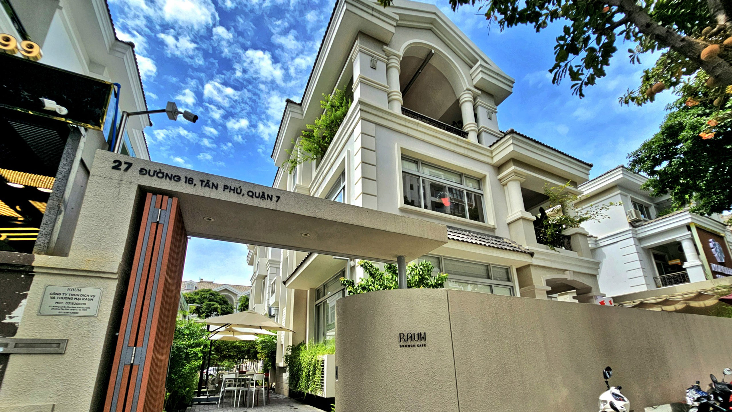 He thong am thanh nhac nen Bose Professional 24
