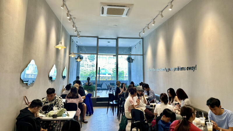 He thong am thanh nhac nen voi loa am tran Bose Professional 39