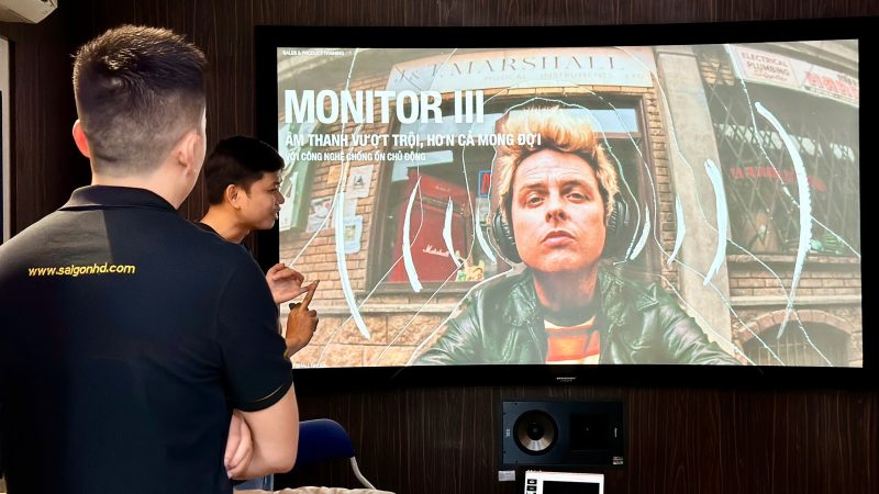 SAIGON HD tham du buoi gioi thieu va Training san pham tai nghe moi cua Marshall 08