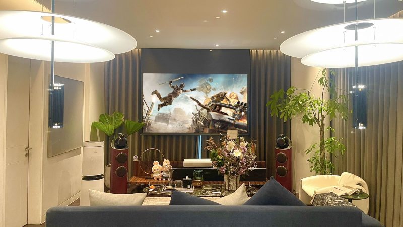 He thong trinh chieu 4K cao cap voi may chieu sieu gan Samsung Smart 4K UHD The Premiere LSP7T 25