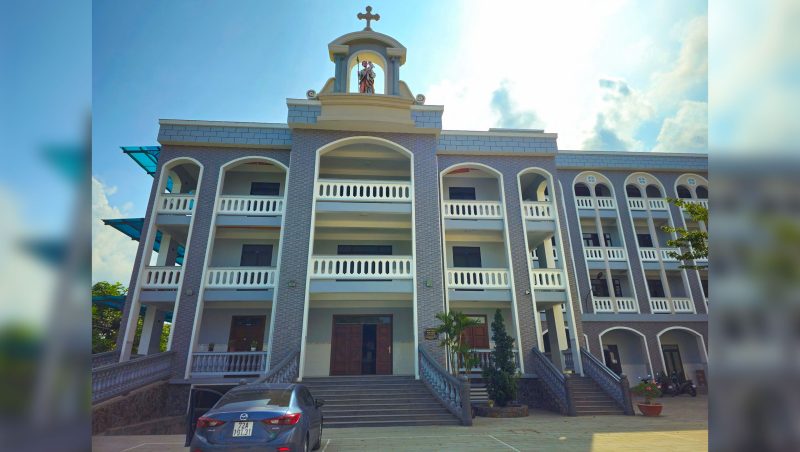 He thong am thanh giang day Bose Professional 14