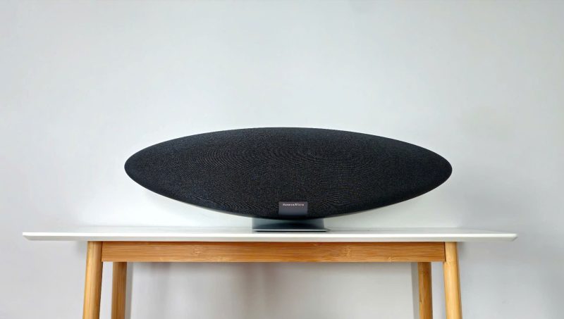 Loa khong day thong minh B&W Zeppelin Pro 11