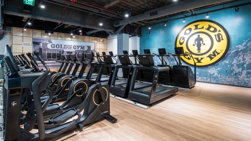 Phong tap Gold Gym 09