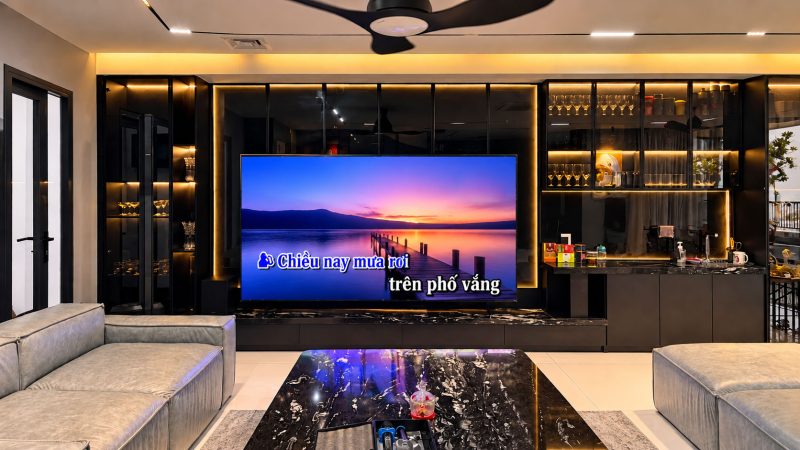 Khong gian karaoke gia dinh hien dai cung Bose L1 Pro8 11